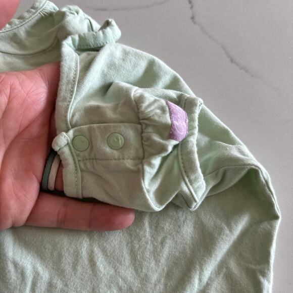 Carhartt Baby Green Short Sleeve Bodysuit - Size 6 Months - Picture 2 of 4